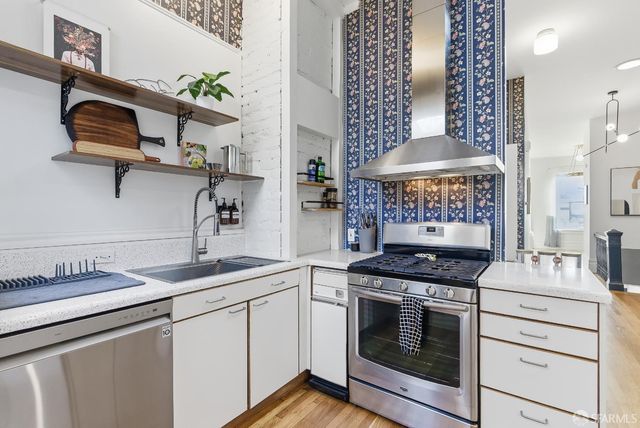 200 Hoffman Avenue, San Francisco, CA 9414