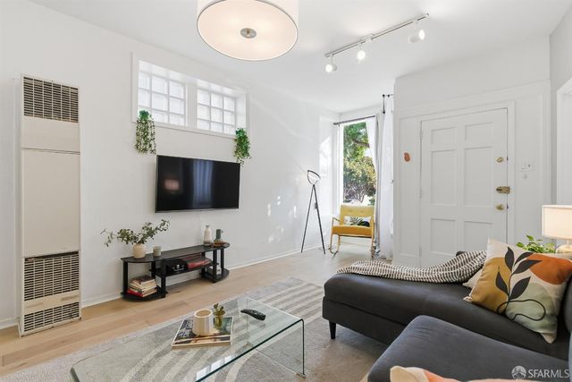 200 Hoffman Avenue, San Francisco, CA 9414