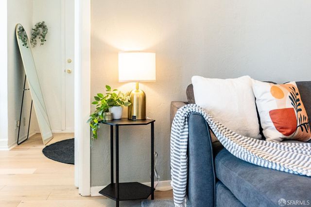 200 Hoffman Avenue, San Francisco, CA 9414