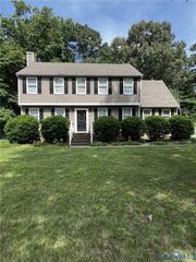 10167 Drawbridge Ct, Mechanicsville, VA 23116