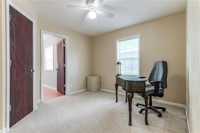 920 County Line Road, Kansas City, KS 66103