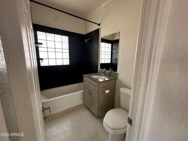342 W CULVER Street 5, Phoenix, AZ 85003
