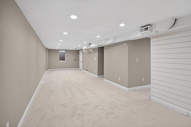 2043 Ramlow Place, Saint Paul, MN 55116