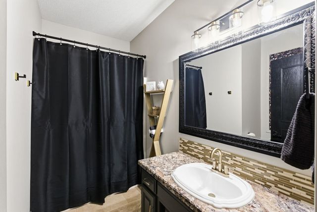 7711 W Central Park St, Wichita, KS 67205