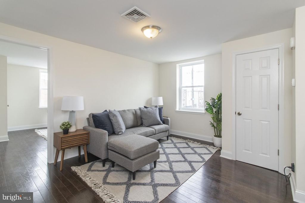 2601 S MARSHALL ST, PHILADELPHIA, PA 19148 — photo 3