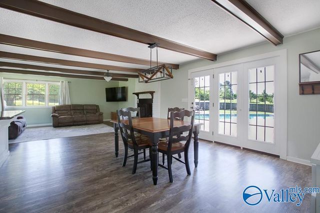 14646 New Cut Road, Athens, AL 35611