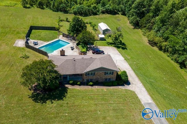 14646 New Cut Road, Athens, AL 35611