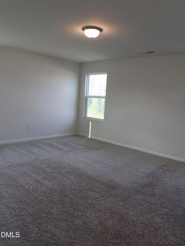 915 Field Ivy Drive, Fuquay Varina, NC 27526