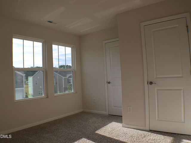 915 Field Ivy Drive, Fuquay Varina, NC 27526