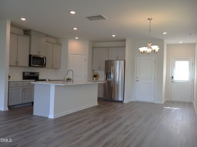 915 Field Ivy Drive, Fuquay Varina, NC 27526