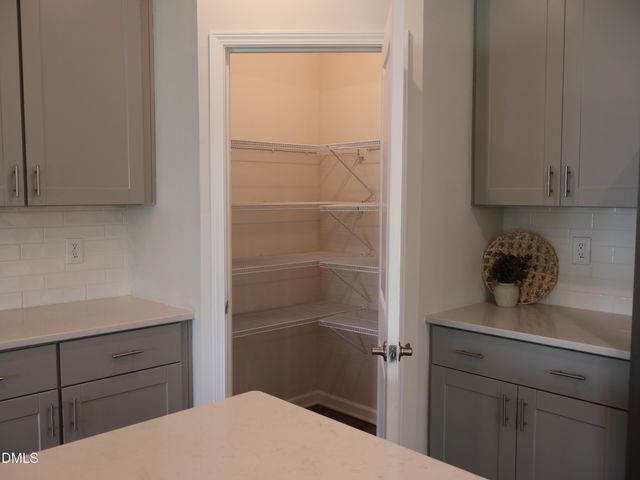 915 Field Ivy Drive, Fuquay Varina, NC 27526