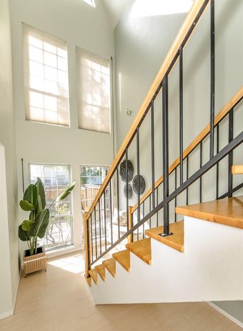 3152 Woods Cir, Davis, CA 95616