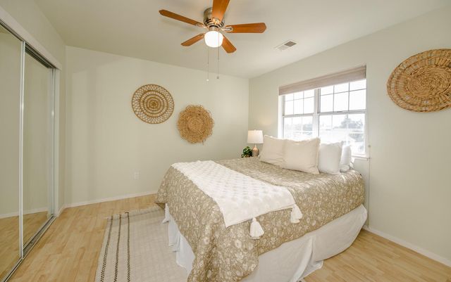 3152 Woods Cir, Davis, CA 95616