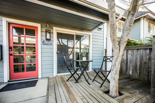 3152 Woods Cir, Davis, CA 95616