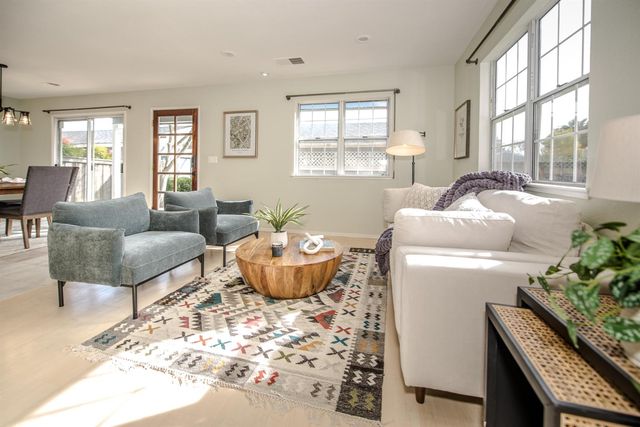 3152 Woods Cir, Davis, CA 95616