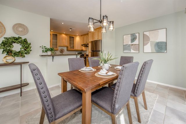 3152 Woods Cir, Davis, CA 95616