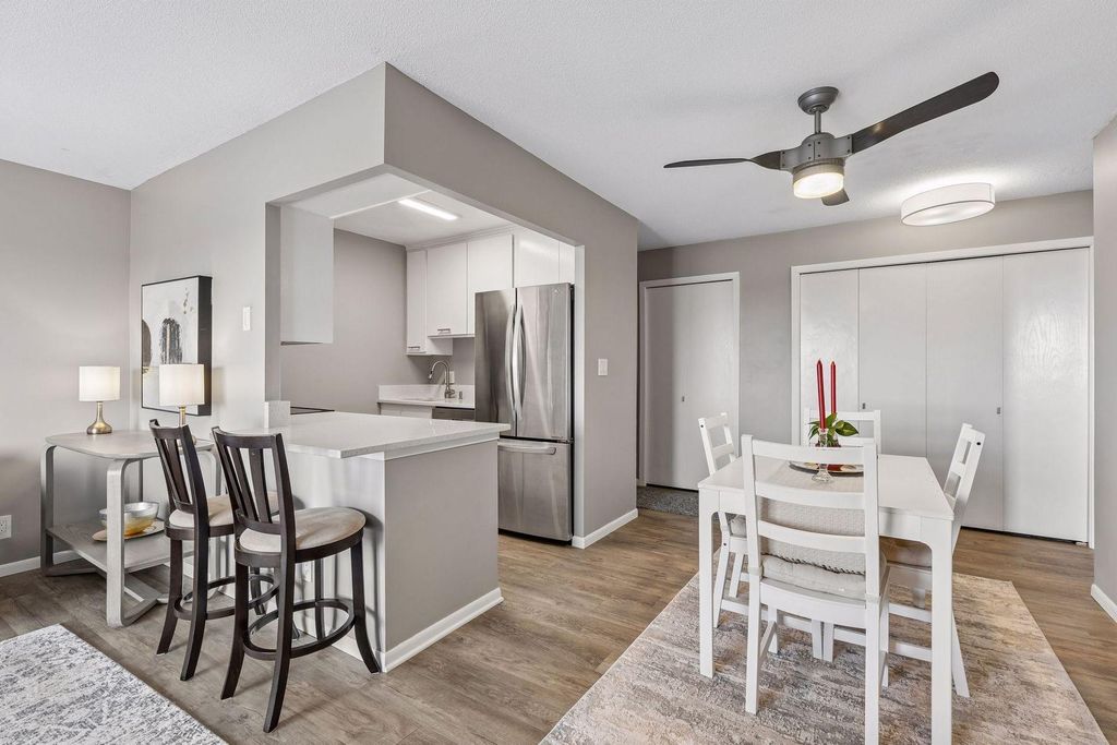 410 Groveland Avenue 1506, Minneapolis, MN 55403 — photo 3