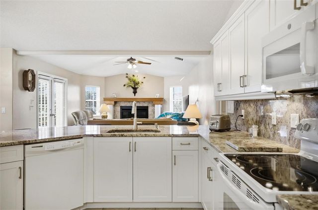 2 CHER COURT, Palm Coast, FL 32137