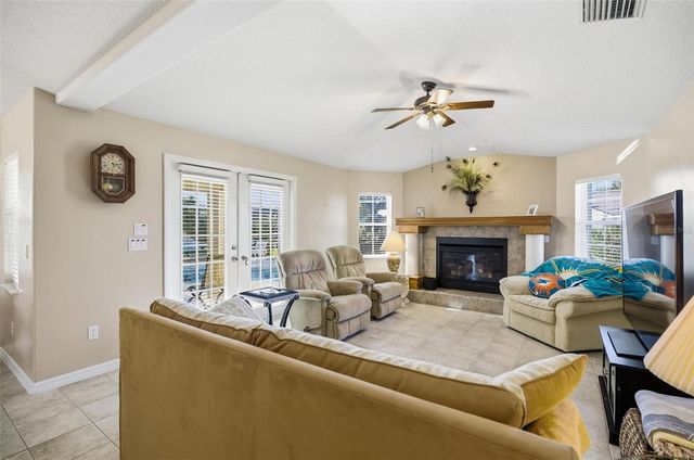 2 CHER COURT, Palm Coast, FL 32137