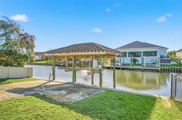 2 CHER COURT, Palm Coast, FL 32137