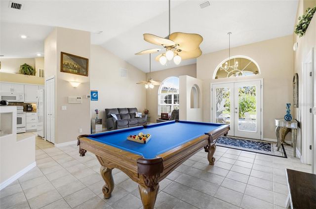 2 CHER COURT, Palm Coast, FL 32137