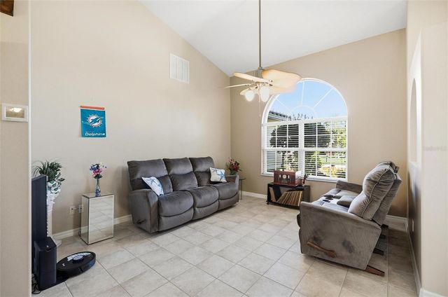 2 CHER COURT, Palm Coast, FL 32137