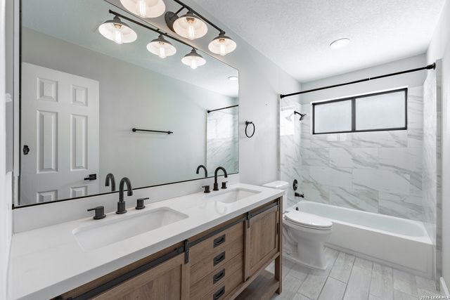 5934 SPRING VLY, San Antonio, TX 78247
