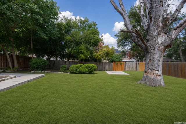 5934 SPRING VLY, San Antonio, TX 78247