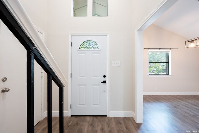 5934 SPRING VLY, San Antonio, TX 78247
