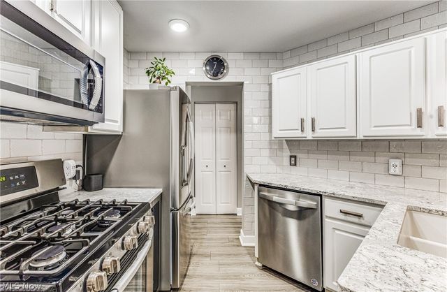 4032 Saint Andrews Court 1, Canfield, OH 44406