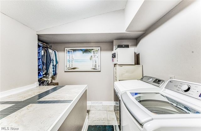 4032 Saint Andrews Court 1, Canfield, OH 44406