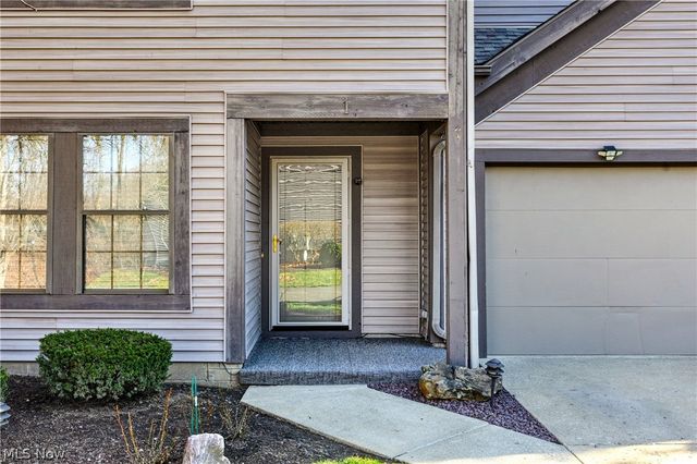 4032 Saint Andrews Court 1, Canfield, OH 44406