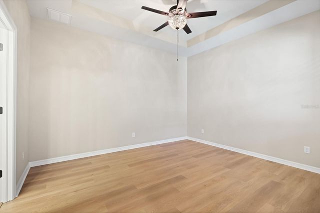 5605 KINGSLEY CORNER WAY, Lithia, FL 33547
