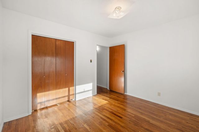 512 15th Street NW, Albuquerque, NM 87104