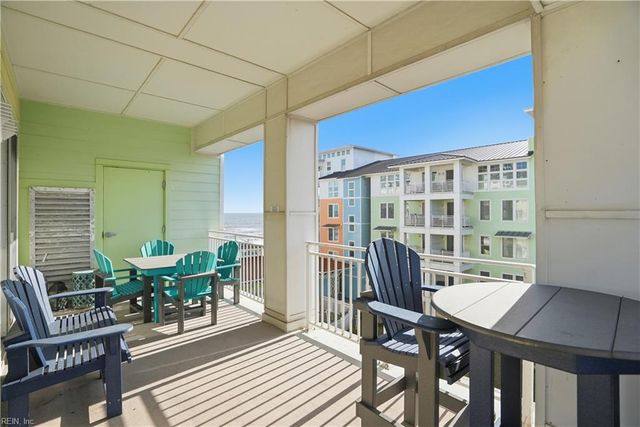3700 Sandpiper Rd Apt 301, Virginia Beach, VA 23456