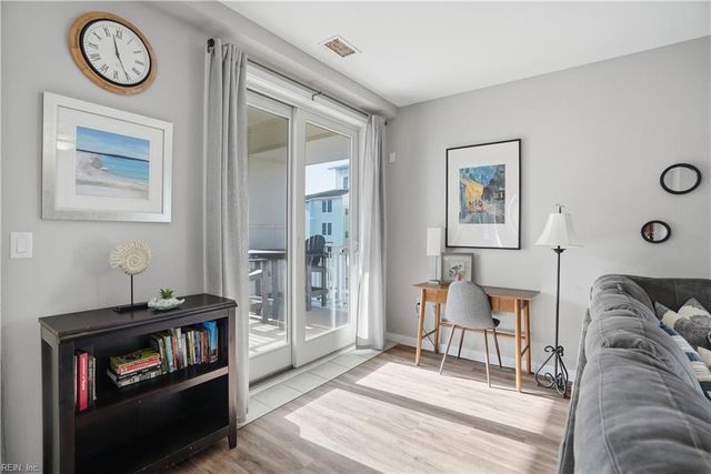 3700 Sandpiper Rd Apt 301, Virginia Beach, VA 23456