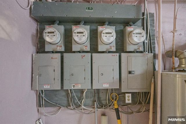 440 52nd Street, West New York, NJ 07093