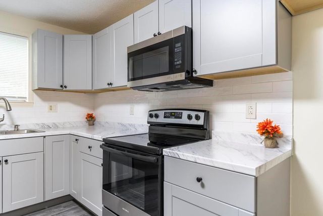781 Applewood Street, Macon, GA 31217