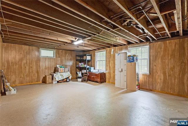12 Dogwood Drive, Chester Township, NJ 07930
