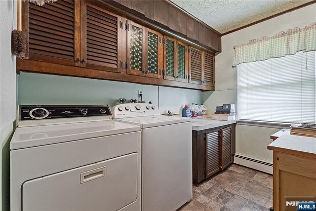 12 Dogwood Drive, Chester Township, NJ 07930