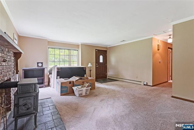 12 Dogwood Drive, Chester Township, NJ 07930