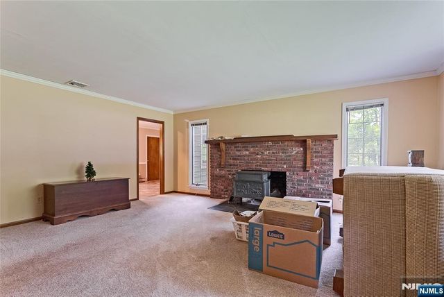 12 Dogwood Drive, Chester Township, NJ 07930