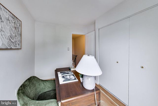 1332 EMERALD ST NE, Washington, DC 20002
