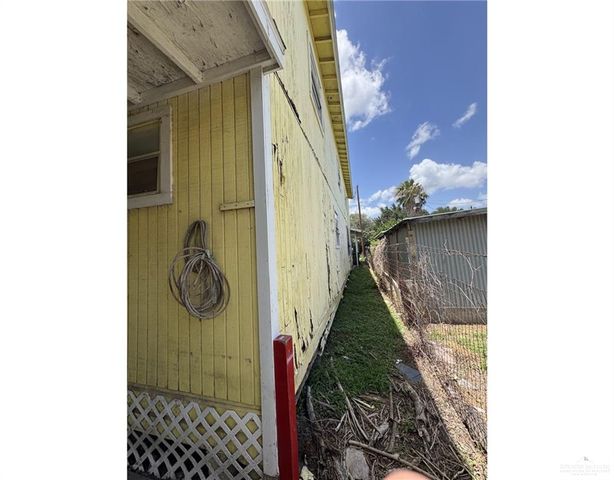 1035 Stensbo Avenue, Alamo, TX 78516