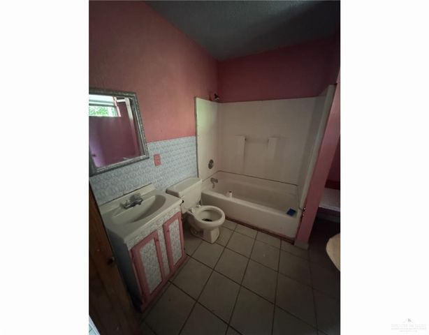 1035 Stensbo Avenue, Alamo, TX 78516