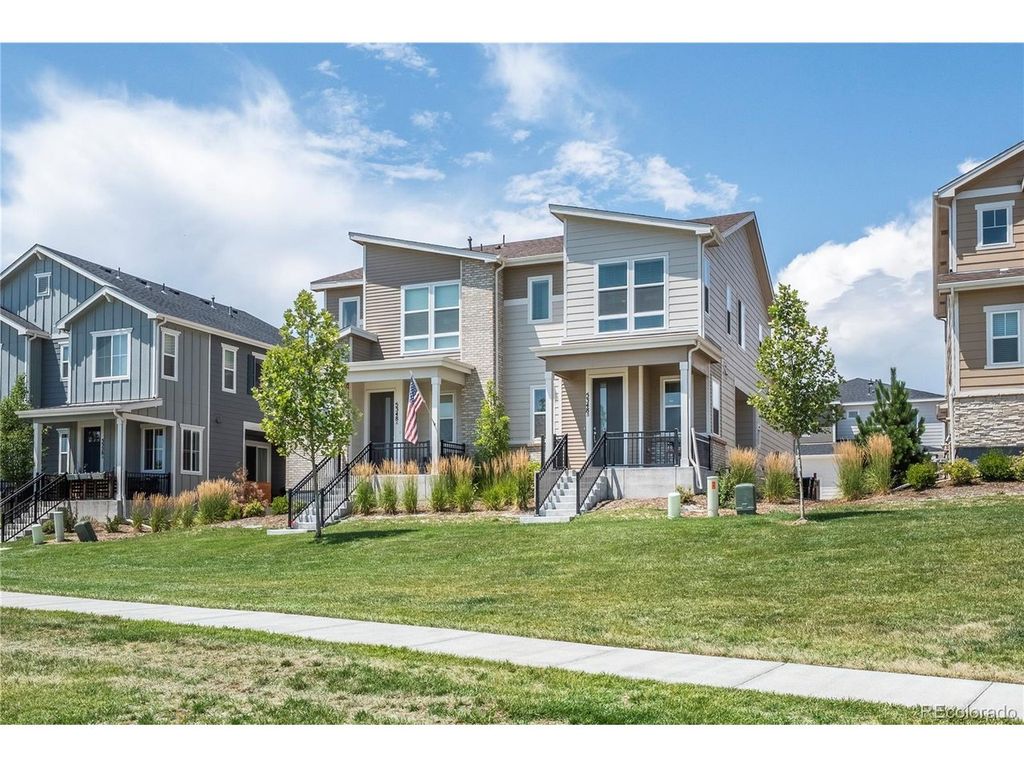 5348 Routt St B, Arvada, CO 80002