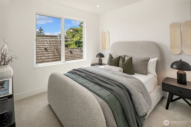 4231 53rd Avenue NE, Seattle, WA 98105