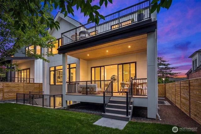 4231 53rd Avenue NE, Seattle, WA 98105