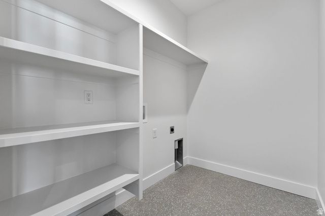 710 E MOUNTAIN ROAD, North Ogden, UT 84414