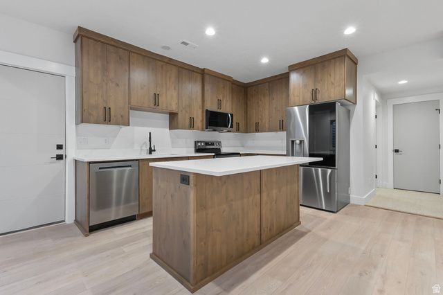 710 E MOUNTAIN ROAD, North Ogden, UT 84414